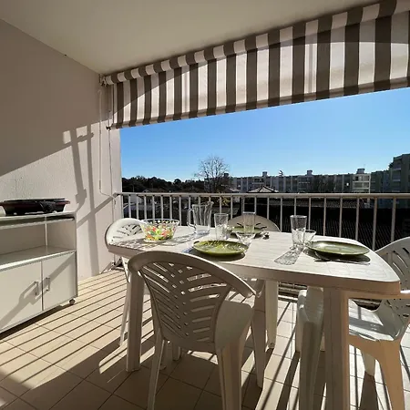 Apartmán Studio Cabine Classe 1 Etoile Avec Balcon, Ascenseur Et Garage Proche Plages Et Commerces - Fr-1-539-32 Saint-Palais-sur-Mer