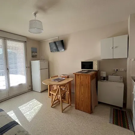 Apartmán Studio Cabine Classe 1 Etoile Avec Balcon, Ascenseur Et Garage Proche Plages Et Commerces - Fr-1-539-32 Saint-Palais-sur-Mer